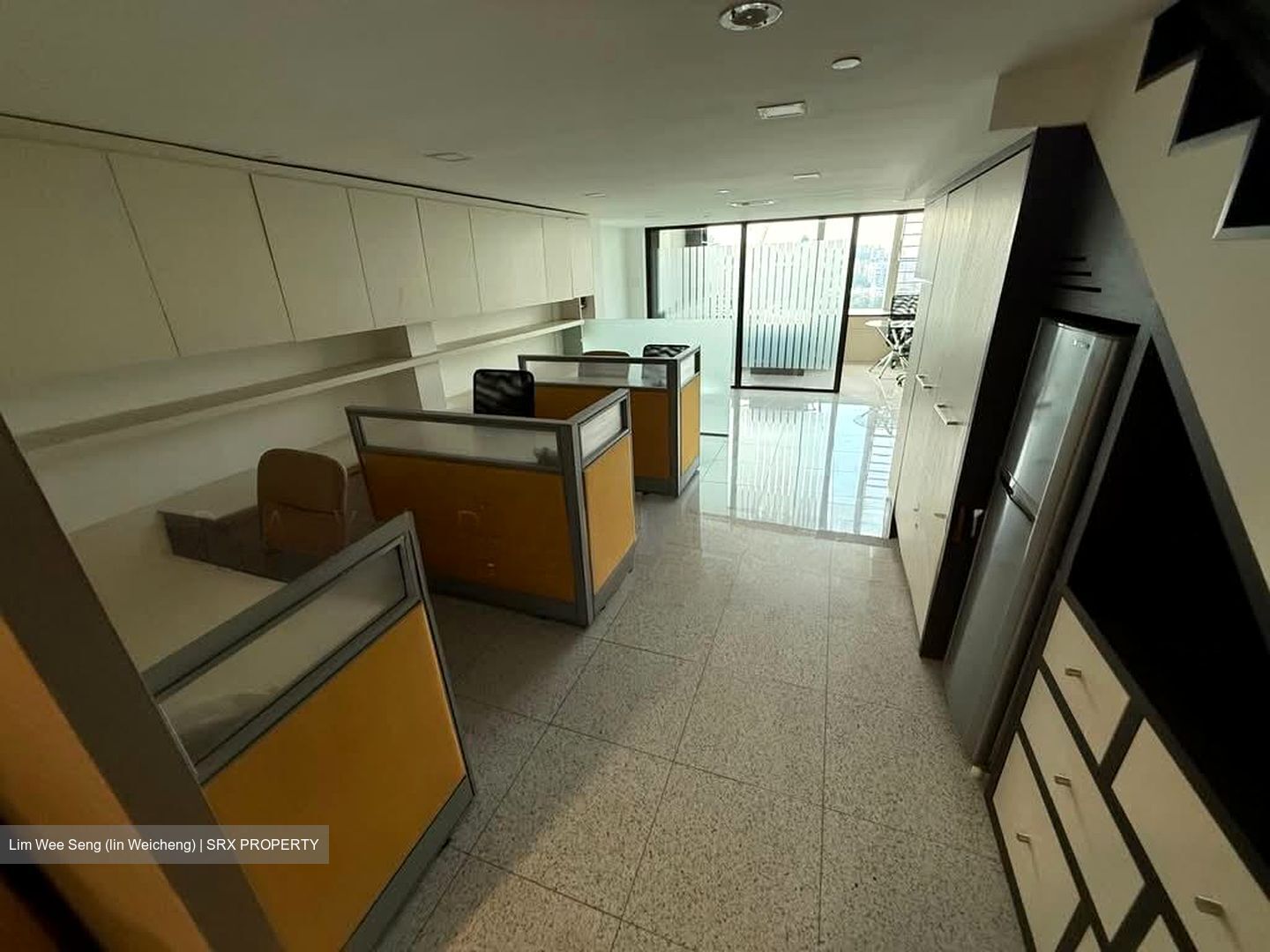 The Central (D1), Office #566874151